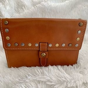 Patricia Nash Genuine LRG Leather Colli Studded Tan Wallet/Clutch